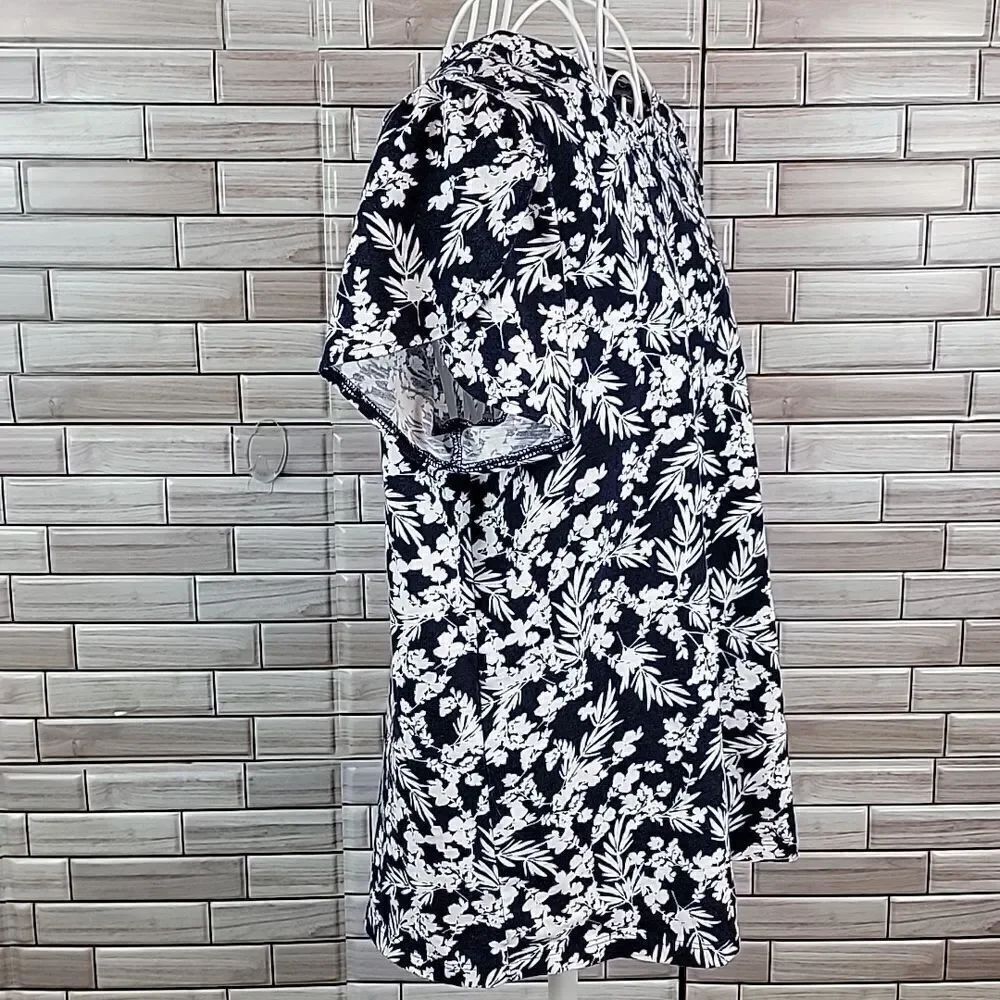 Liz Claiborne floral Print t-shirt - Navy & White Womens Size L - Picture 5 of 11